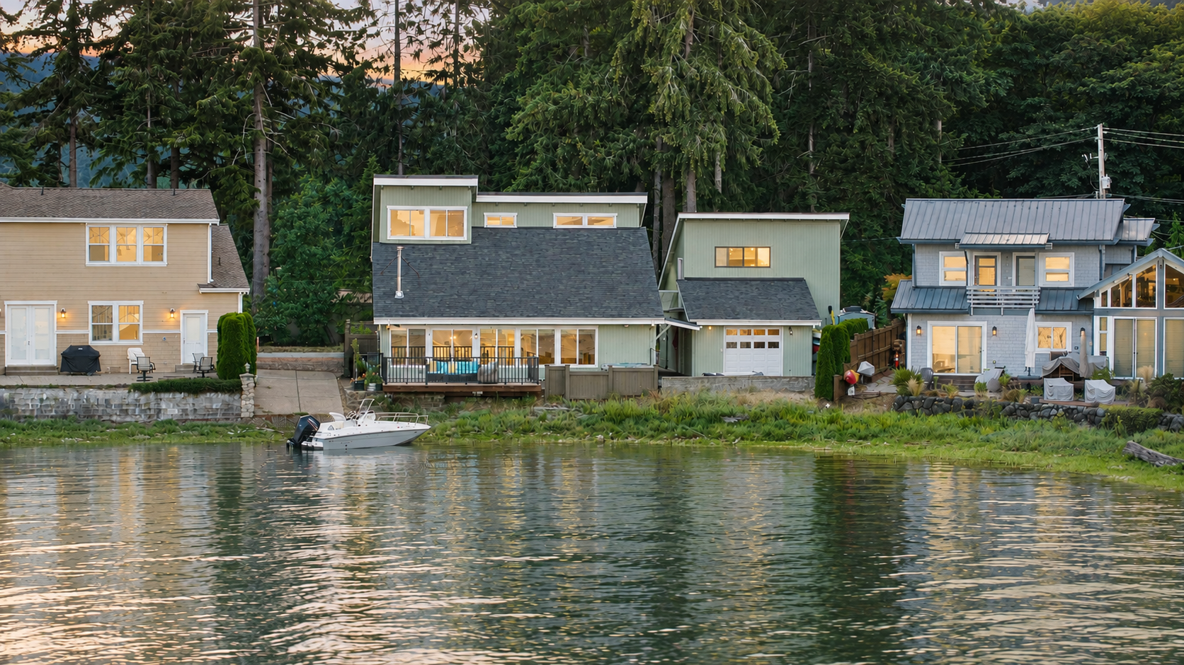 21 NE Bel Aire Dr, Belfair | Hood Canal waterfront