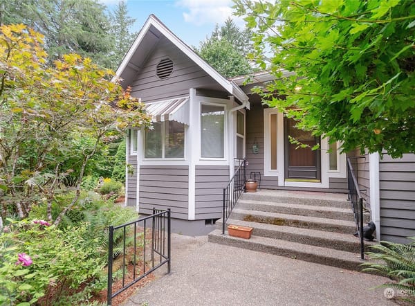 5123 Wilkinson Rd W, Bremerton, WA 98312