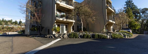 Sold: 525 Lebo Blvd, Unit B-1, Bremerton, WA 98310